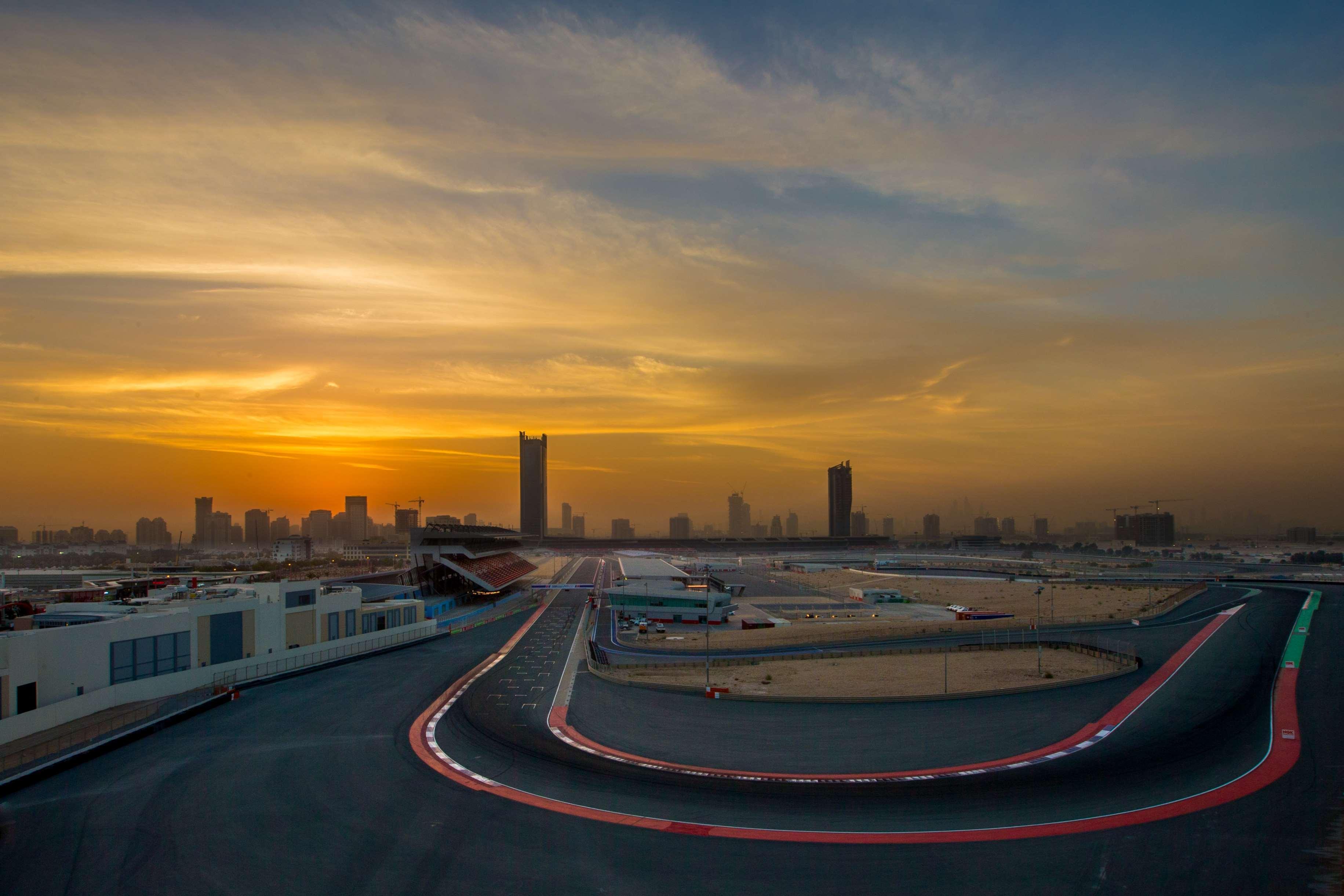 Park Inn By Radisson Dubai Motor City Eksteriør billede