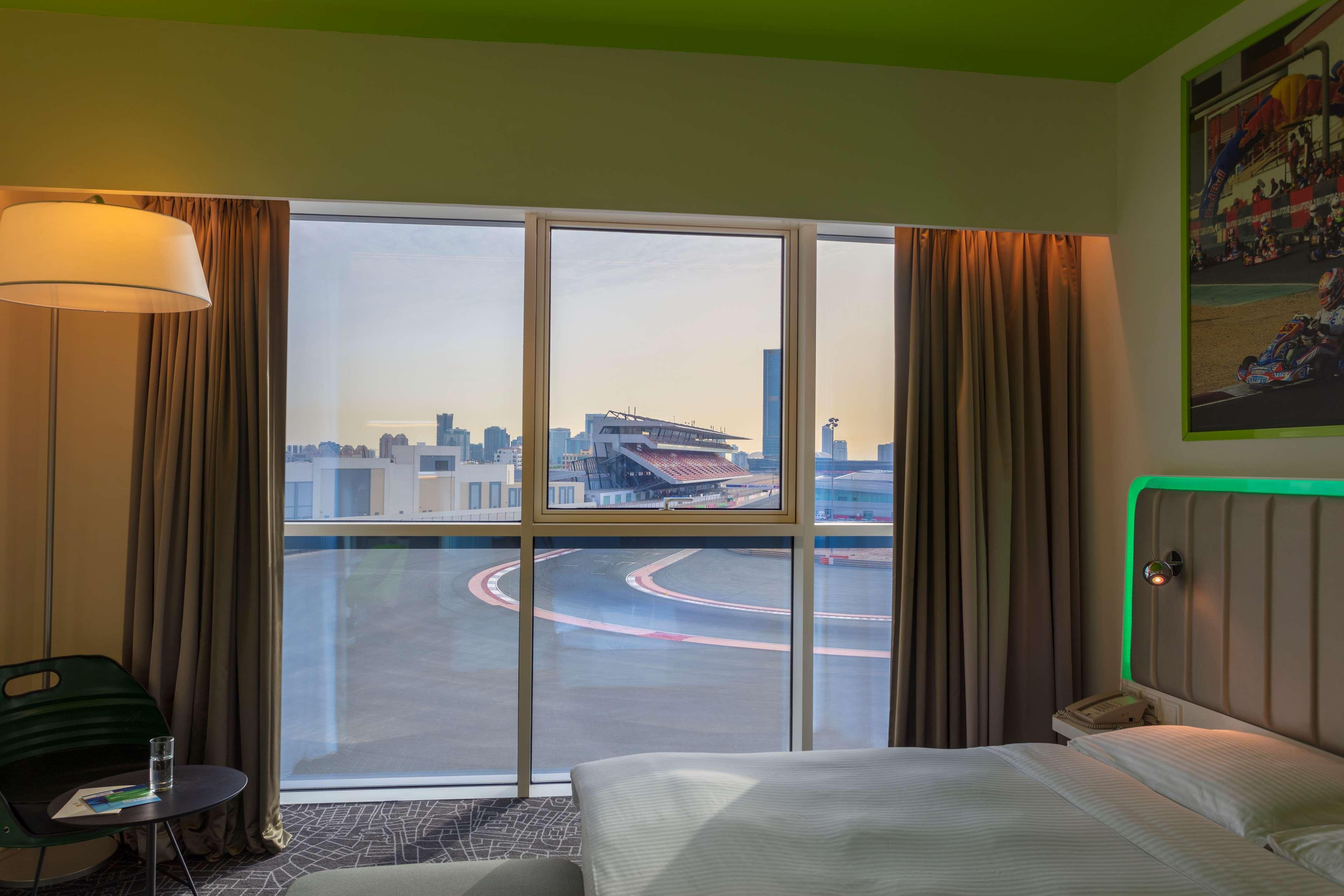 Park Inn By Radisson Dubai Motor City Eksteriør billede